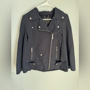 BCBGMAXAZRIA DOMINIQUE CAPE SIZE X-SMALL NAVY MSRP$228